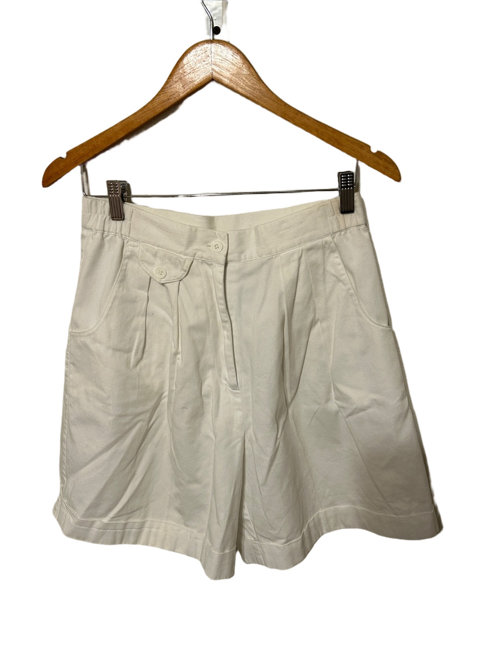 🧸Tara Vanessa White High-Waist Pleated Shorts size L GUC